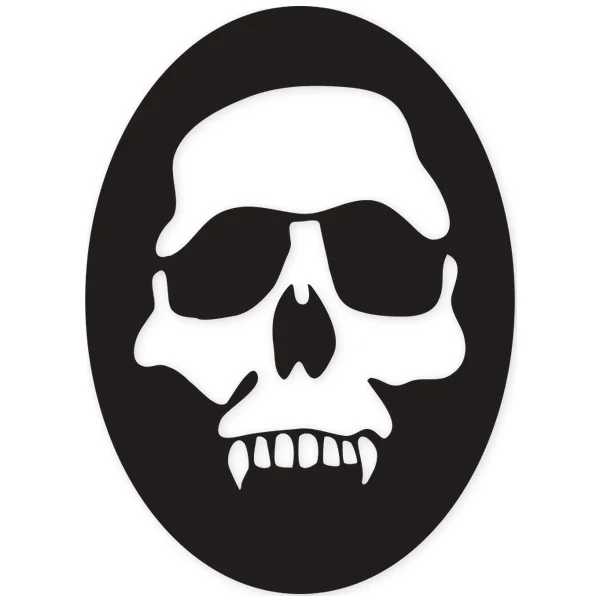 Calavera blanca con colmillos afilados dentro de un óvalo negro, evocando el Día de Muertos y Halloween.