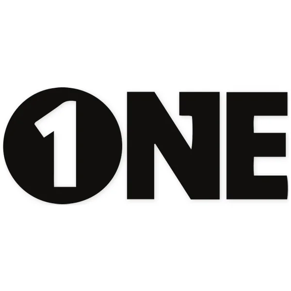 Diseño gráfico de la palabra "ONE" en mayúsculas, con el número 1 dentro de un círculo negro y las letras N y E a su derecha.